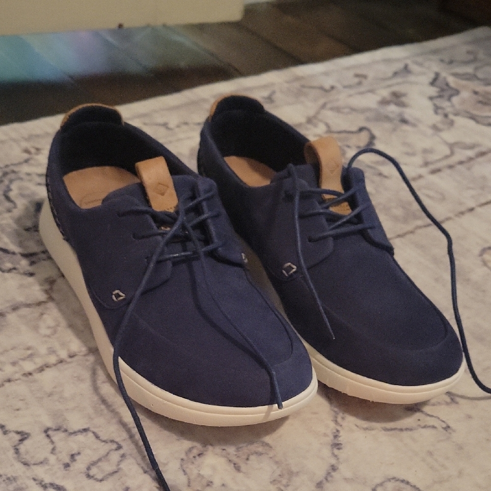 Sperry Plushwave Navy Sneakers